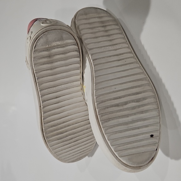 LV Monogram Sneakers. Sz 38 ≈9us. - Picture 9 of 10